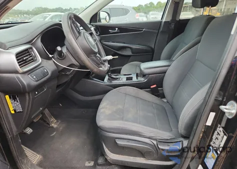 2017 Kia Sorento Lx z USA, uszkodzony, nr VIN 5XYPGDA50HG217954